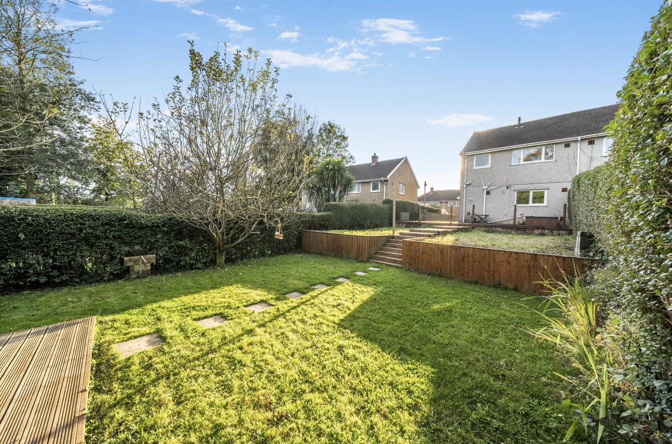 Solva Road, Clase, Swansea, SA6 7NT